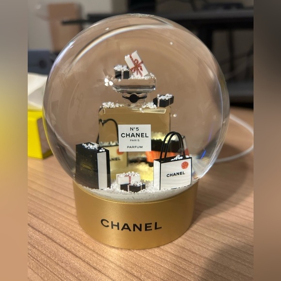 CHANEL Accessories - Chanel Snow Globe 2021 Edition RARE